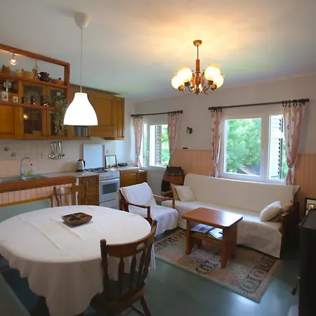 Apartman Osoj Mrzla Vodica Exterior photo